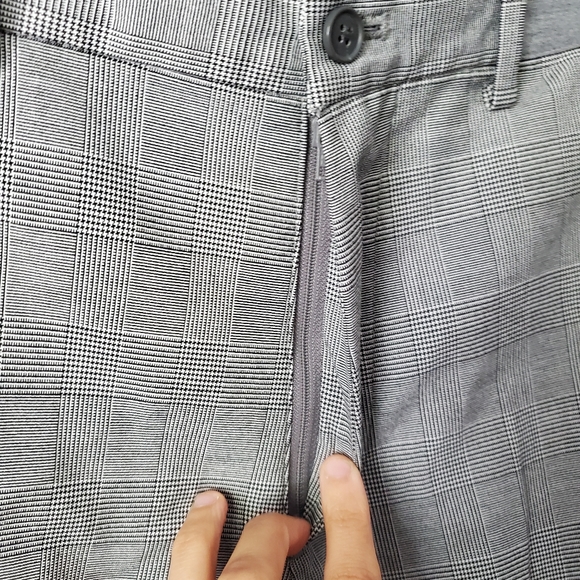 Uniqlo gray plaid ankle pant - Picture 5 of 8